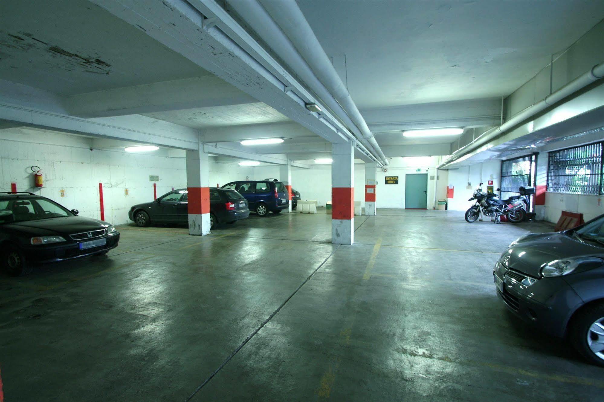 Ai Ronchi Motor Hotel Brescia Exteriör bild