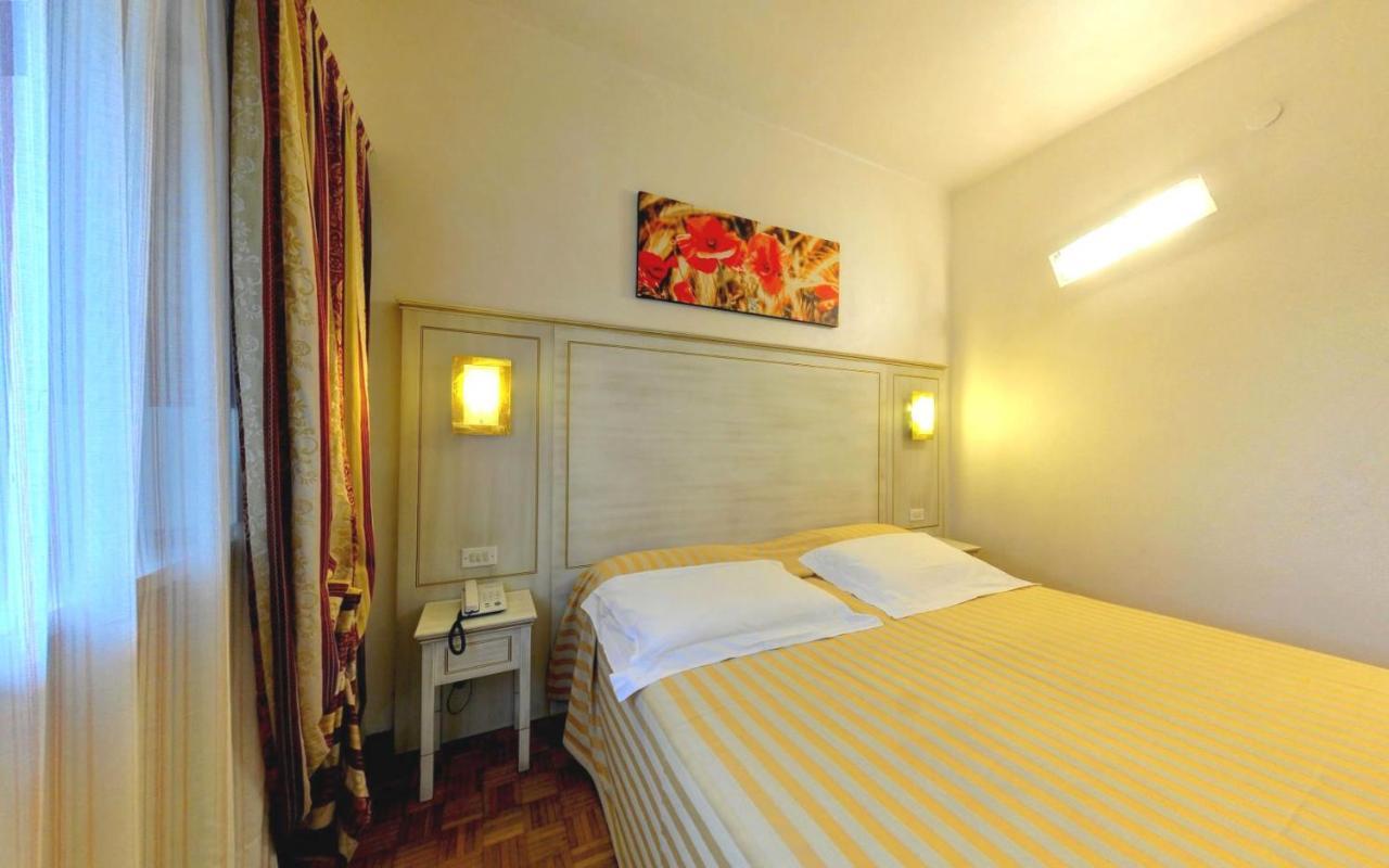 Ai Ronchi Motor Hotel Brescia Exteriör bild