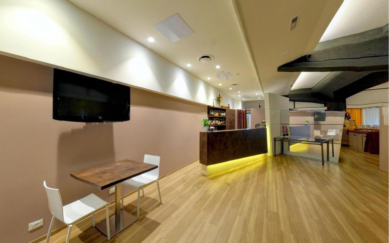 Ai Ronchi Motor Hotel Brescia Exteriör bild