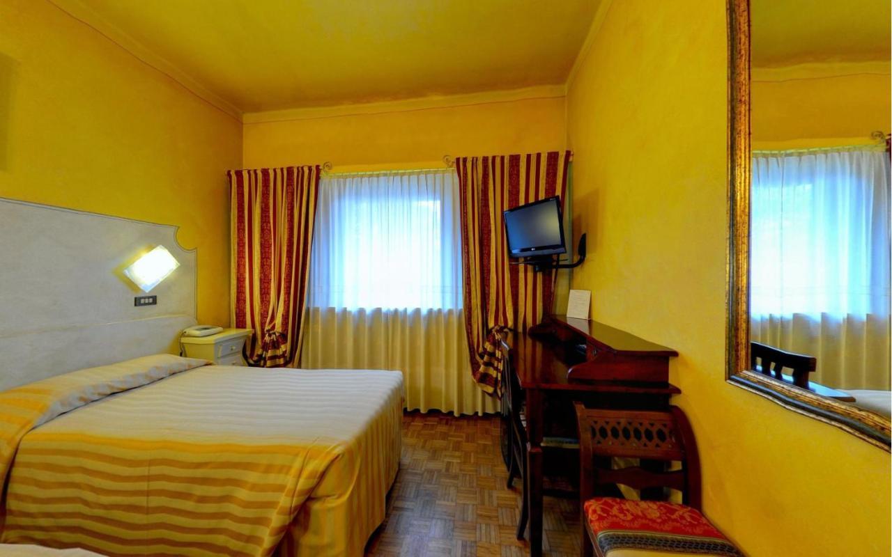 Ai Ronchi Motor Hotel Brescia Exteriör bild