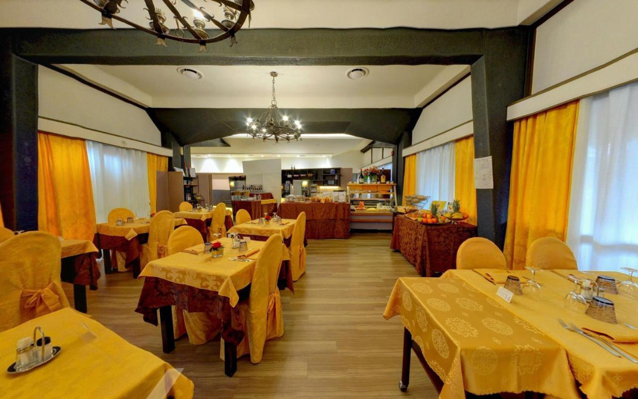 Ai Ronchi Motor Hotel Brescia Exteriör bild